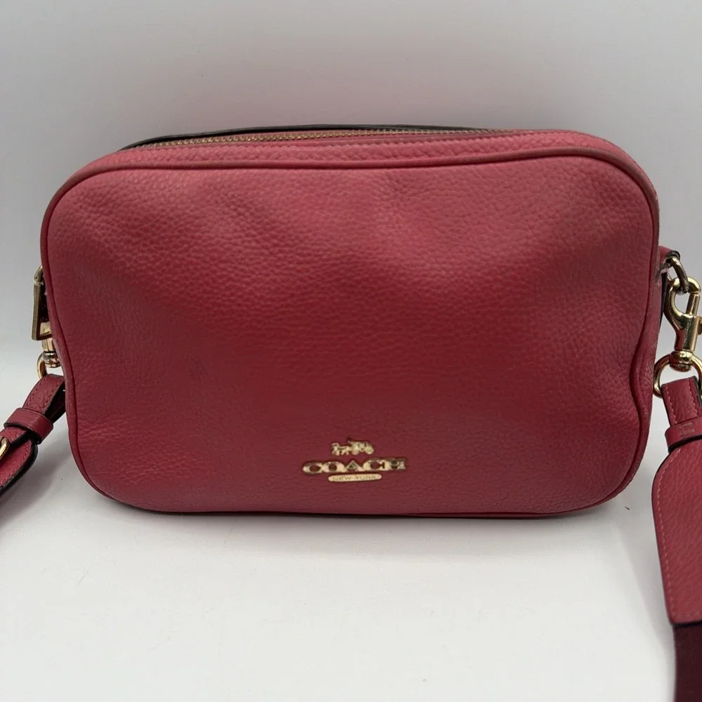 Coach C5805 Women's Crossbody 6 in - Red
